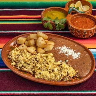 Machacado with Egg & Pico De Gallo Plate
